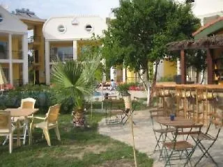 Апарт-отель Partmezzo Apart